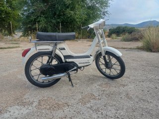 Vespino NLX Negra . 750e con el cambio incluido