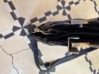 Bolso de mano vintage cuero negro