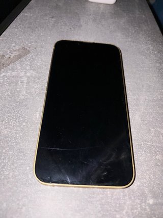iPhone 14 Dorado