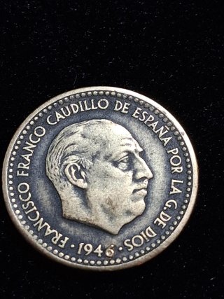 1 Peseta 1946 Franco Caudillo España Estrella 48