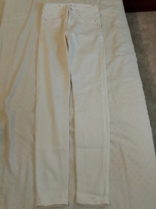 Lote 10 prendas: pantalón, falda, camiseta