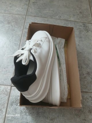 Zapatillas Zara Blancas Talla 37