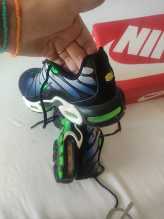 Nike Air Max Plus (GS) Scream Green Talla 38.5