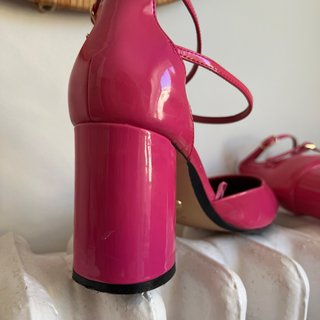 Zapatos Zara tacón ancho fucsia charol T40