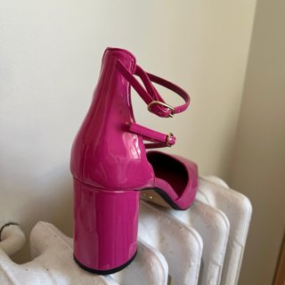 Zapatos Zara tacón ancho fucsia charol T40