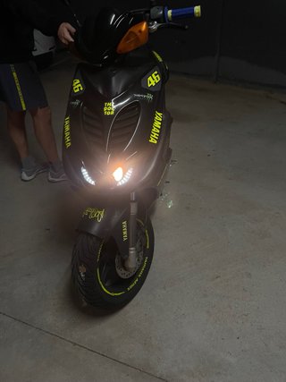 Yamaha Aerox Negra
