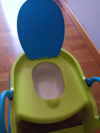 WC portátil infantil con agarradera