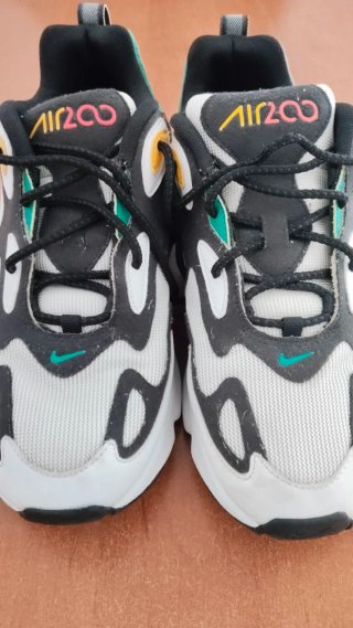 Nike Air Max 200 Talle 42