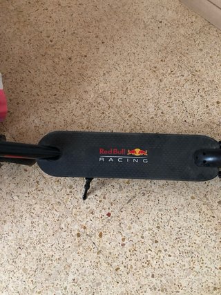 Patinete Eléctrico Homologado Red Bull
