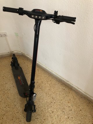 Patinete Eléctrico Homologado Red Bull