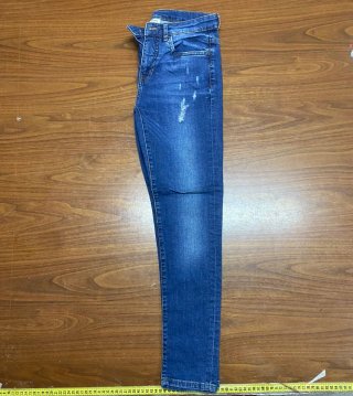Pantalón vaquero niño azul desgastado
