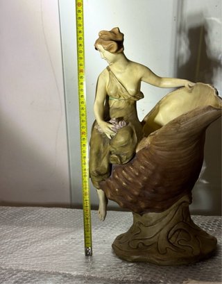 Statua Royal Dux Vintage