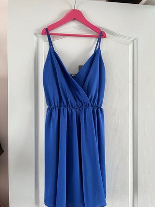Mono azul tirantes escote cruzado