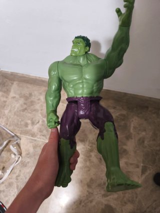 Figuras Hulk, Spiderman y Capitán América