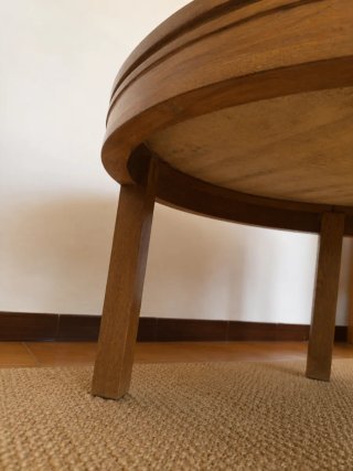 Mesa de centro redonda restaurada