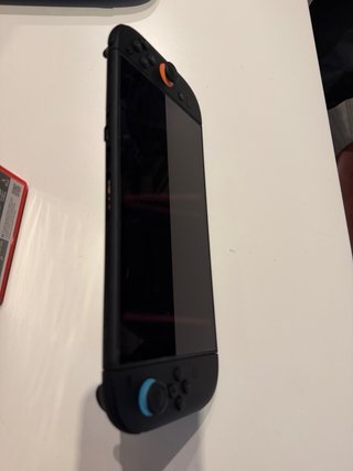 Nintendo Switch 2 + FC 26 + Funda