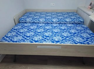 Cama nido con colchones y escritorio
