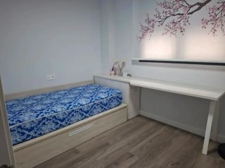 Cama nido con colchones y escritorio