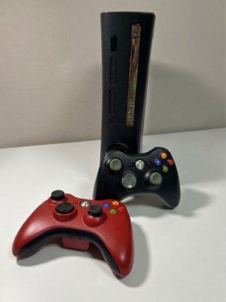 Xbox 360 Elite 120GB + Accesorios