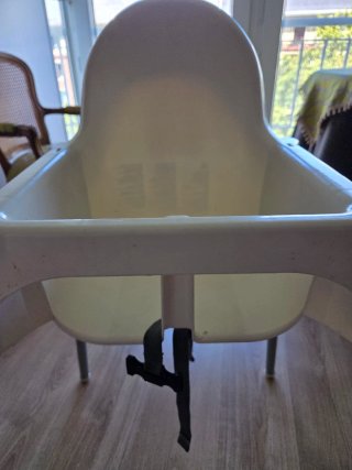Trona IKEA blanca