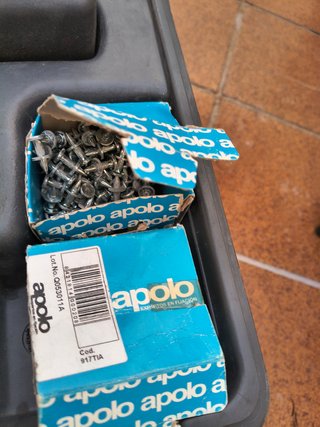 Clavadora Apollo Semiautomática