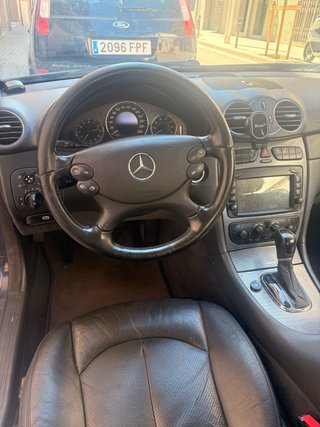 Mercedes-Benz  CLK 2003 con GLP