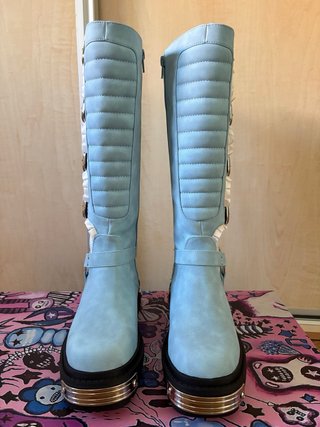 Botas Jazmin Bean x Koi (Azul/vegana)