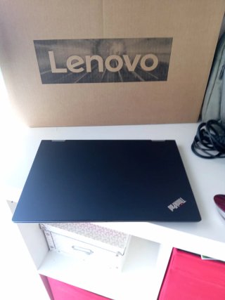 Lenovo Thinkpad Yoga i5 8GB 512GB Táctil 2 en 1