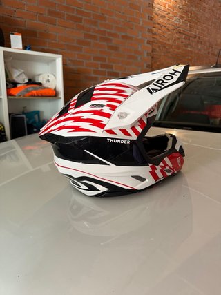 Casco Airoh Twist 3 Thunder Red Gloss L
