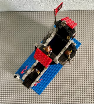 LEGO 6075 Castle Wolfpack Tower