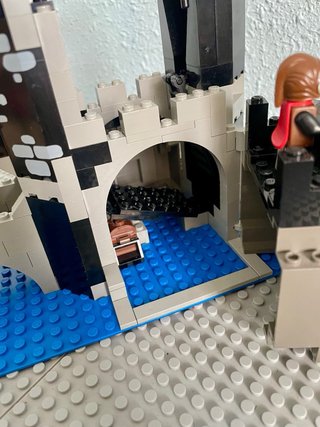 LEGO 6075 Castle Wolfpack Tower
