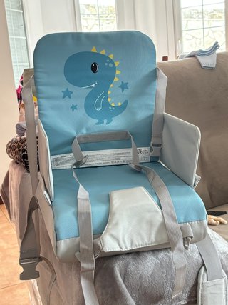 Trona infantil azul con dinosaurio