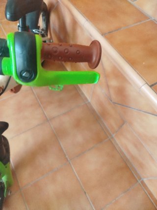 Bicicleta infantil 16 pulgadas en buen estado