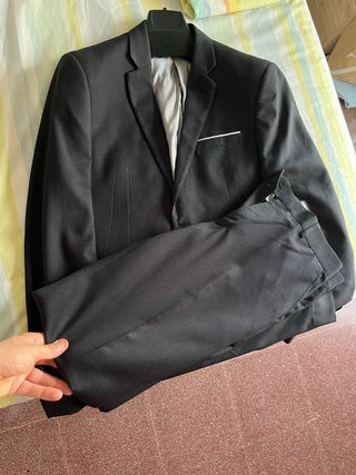 Traje negro hombre