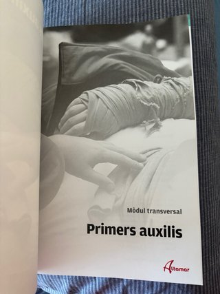 Primers auxilis