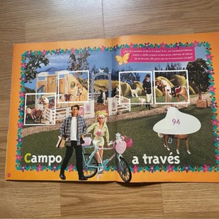 Álbum de Cromos Barbie Fantasy + chapas regalo