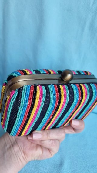 Bolso de mano Zara con abalorios