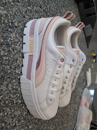 Zapatos Puma Mujer Blanco y Rosa