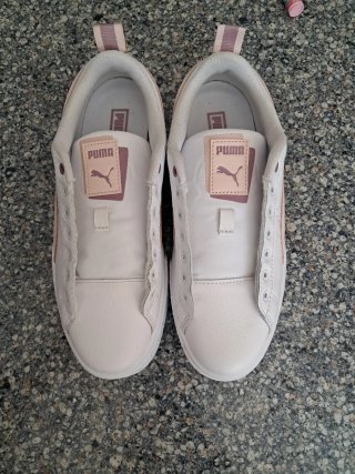 Zapatos Puma Mujer Blanco y Rosa