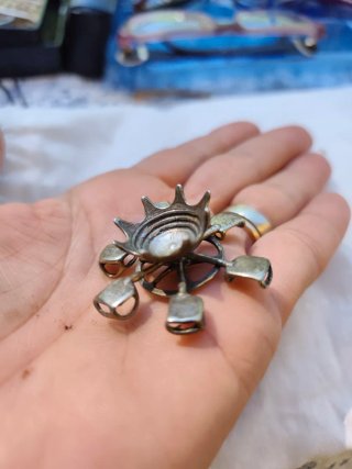 Giostra vintage in metallo