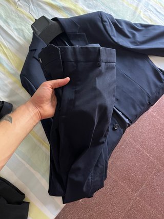 Traje azul marino