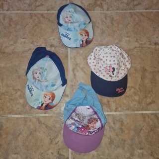 Lote 3 Gorras Niña Frozen y Minnie 4/5 años