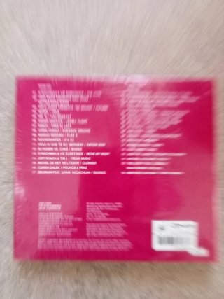 Now & Wow - 2xCD - Essential Dance Music