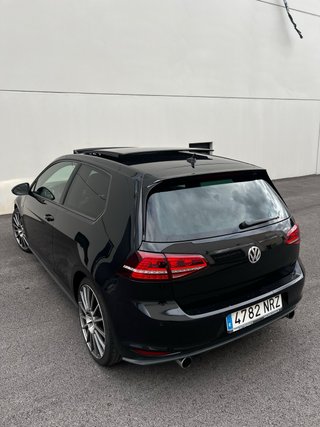 VOLKSWAGEN GOLF GTI PERFORMANCE 2014