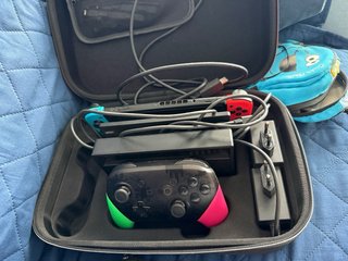 Nintendo Switch V1 serie XAJ70+ Funda y Accesorios