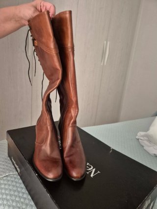 Botas Nero Giardini Marrones
