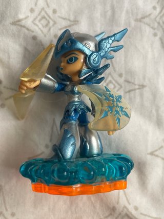 Skylanders 5 euros por figura