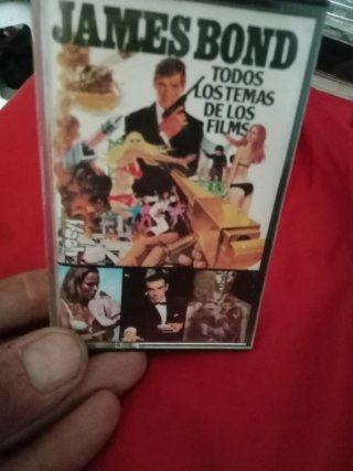 Collezione di Cassette James Bond con Tutti i Temi