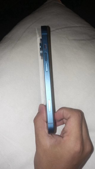 iPhone Azul 83% salud de bateria