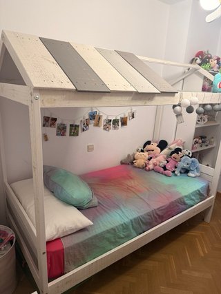 Cama infantil tipo casita